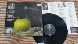 Saxon 	1985	Innocence Is No Excuse	Parlophone	UK